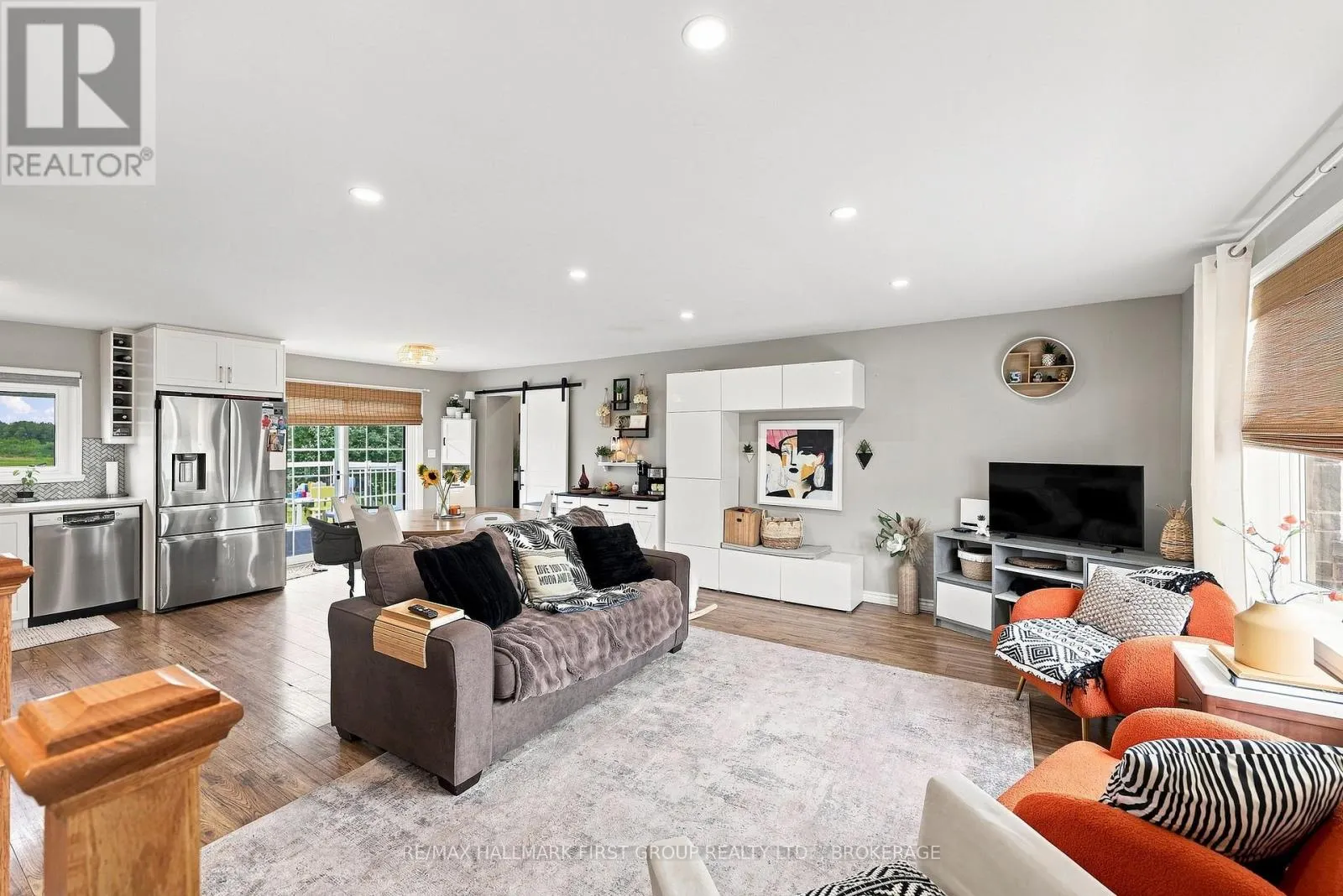 19 SUNSET LANE