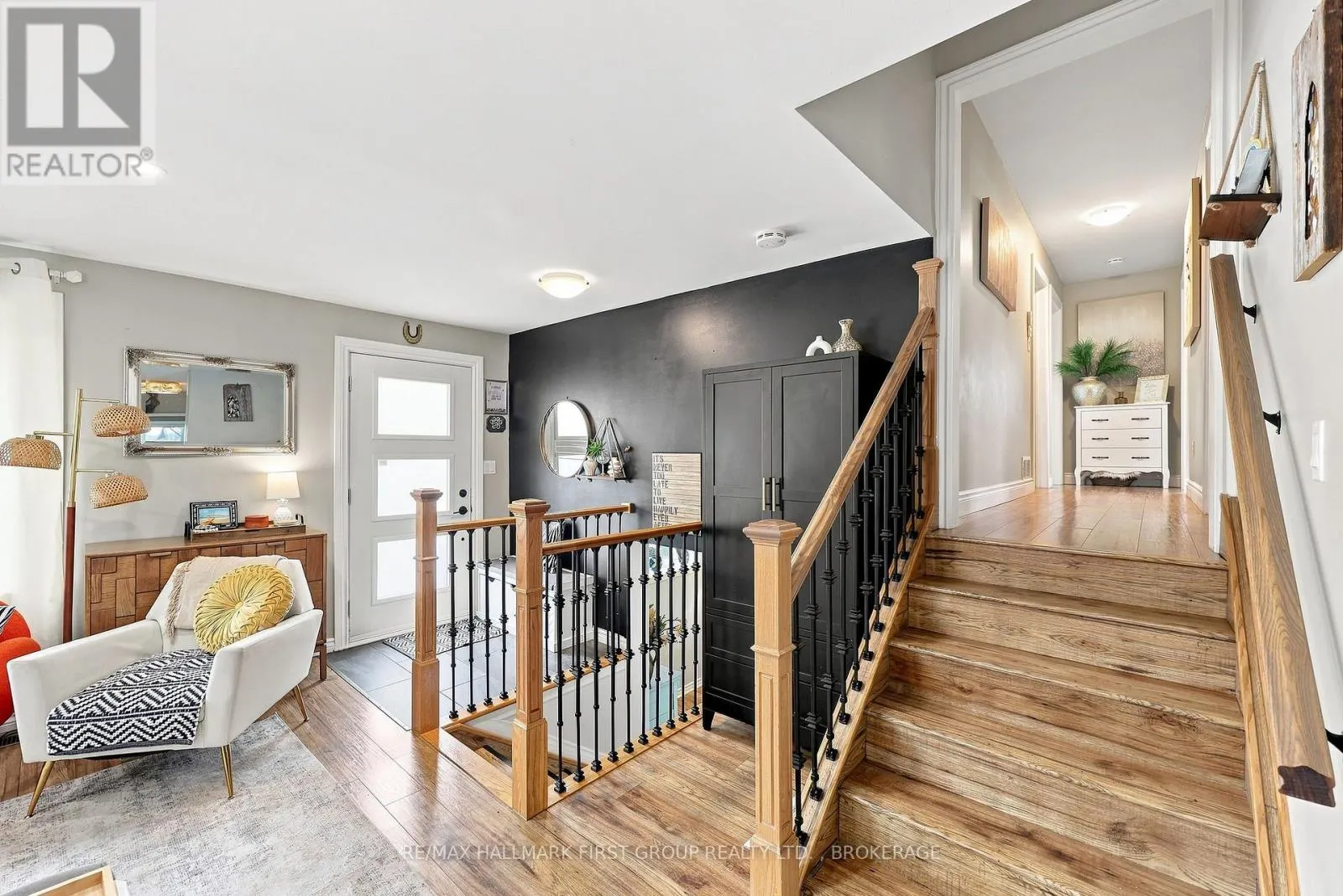 19 SUNSET LANE
