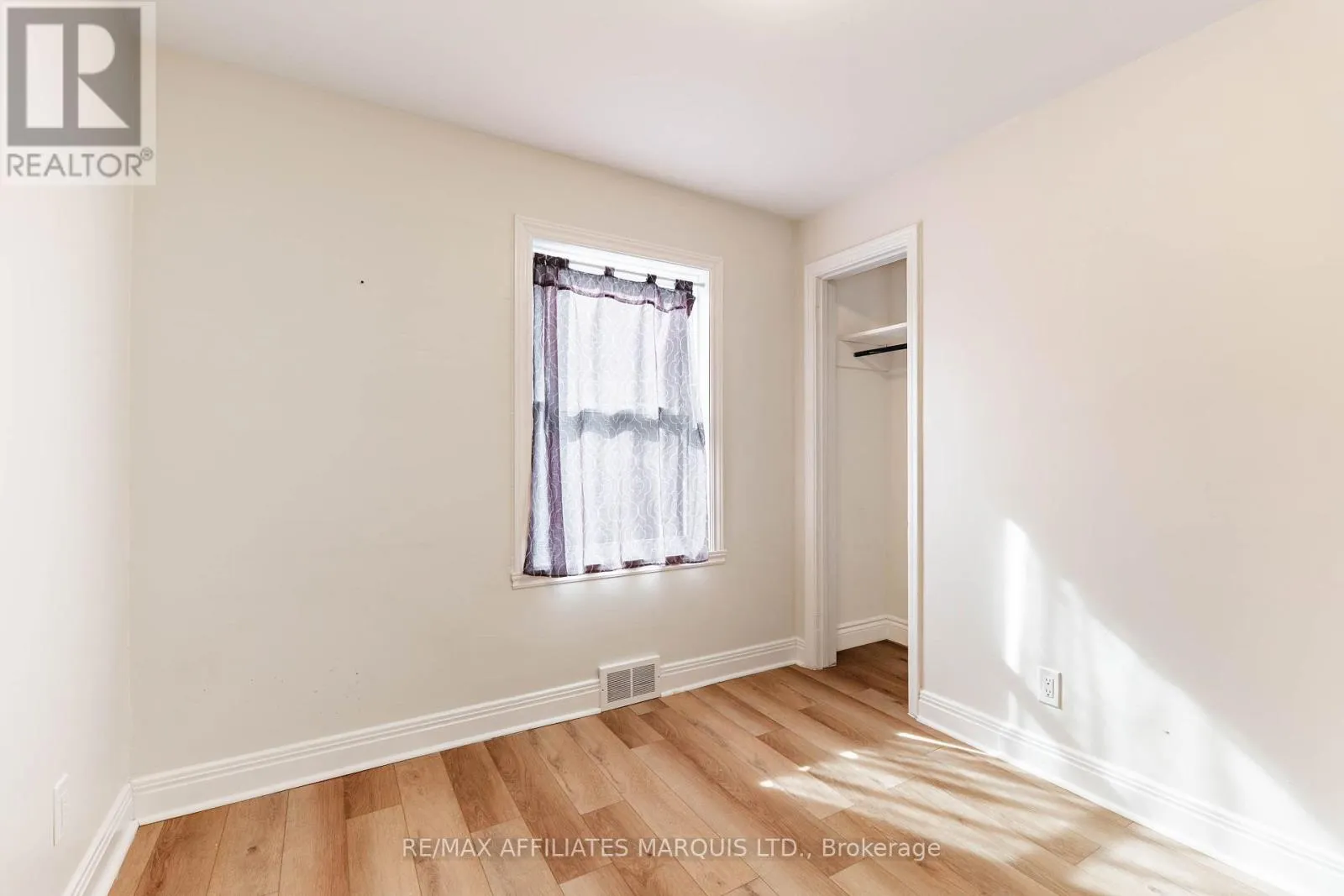 5 ANTHONY STREET