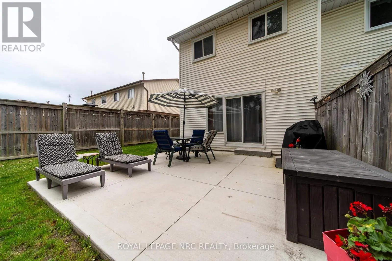 6073 WILDROSE CRESCENT