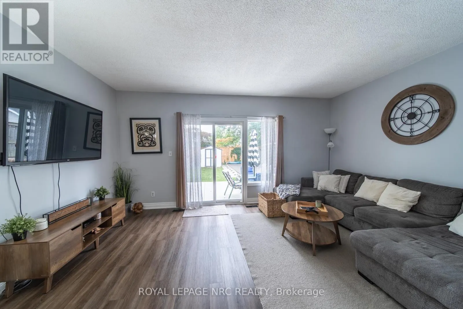6073 WILDROSE CRESCENT