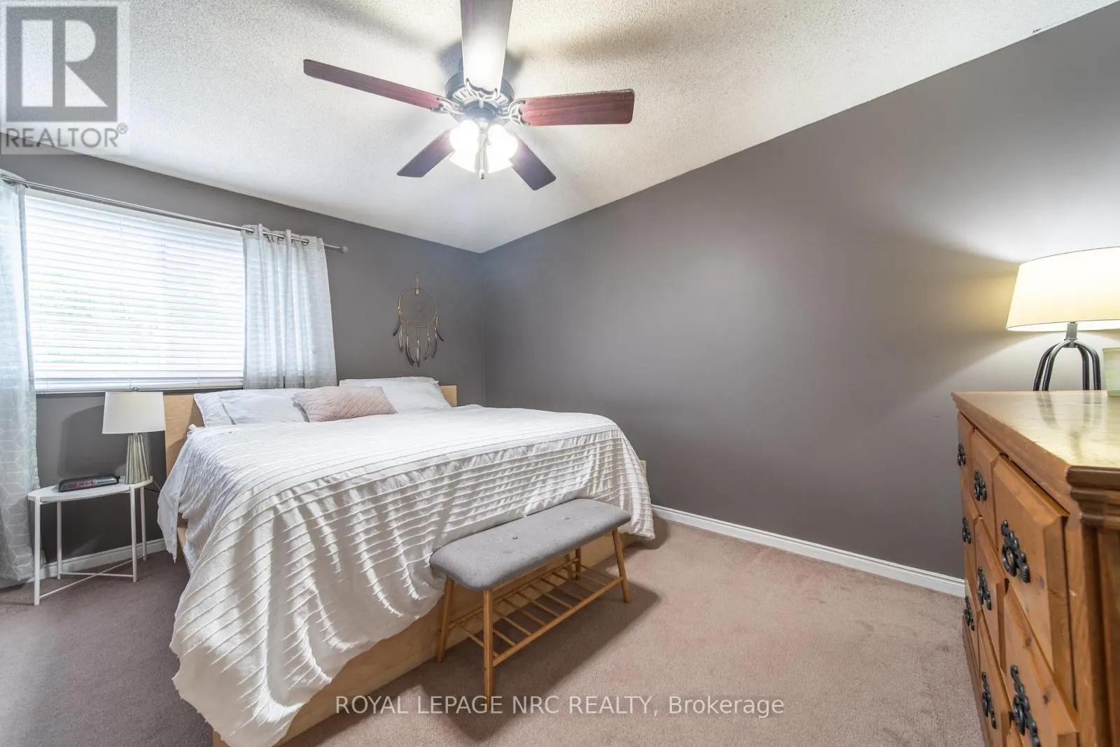 6073 WILDROSE CRESCENT