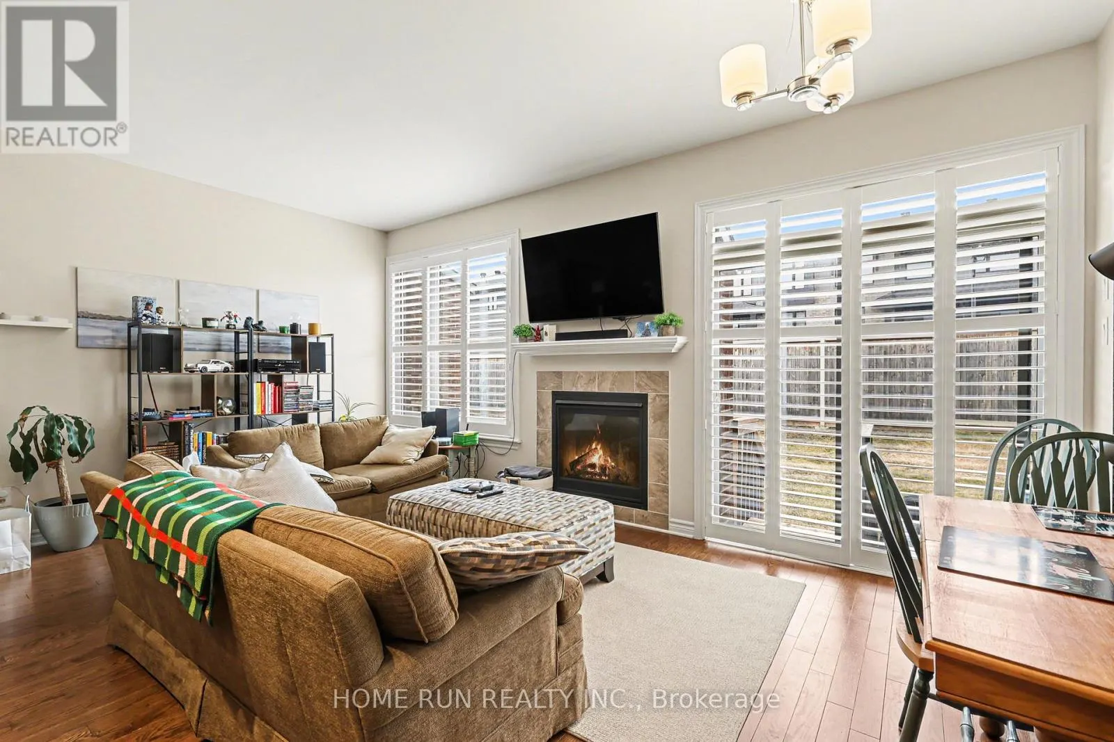 257 DOLCE CRESCENT