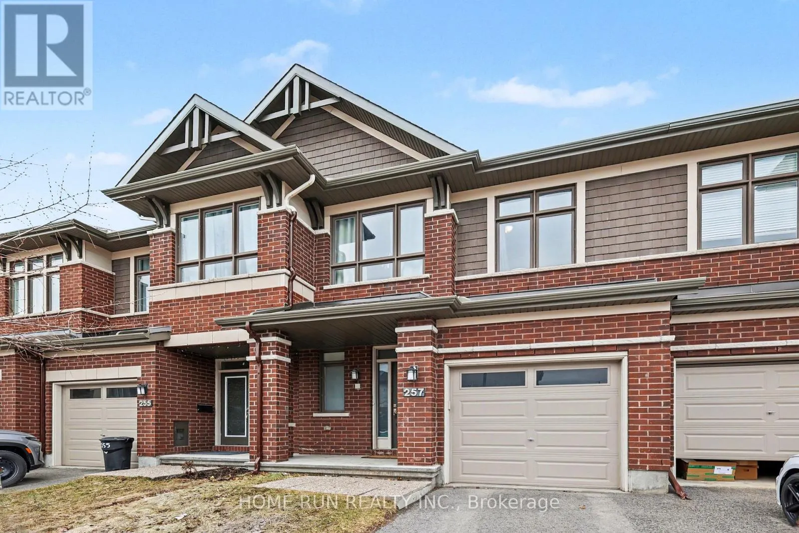 257 DOLCE CRESCENT