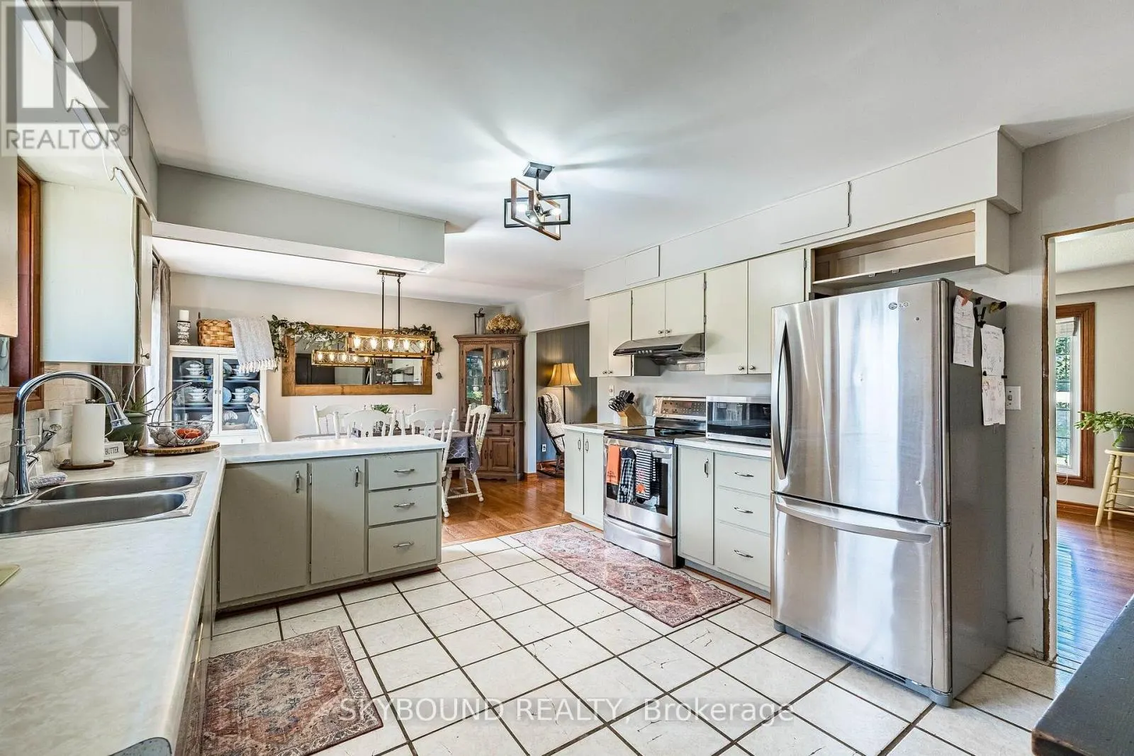 9509 HIGHWAY 124 ROAD