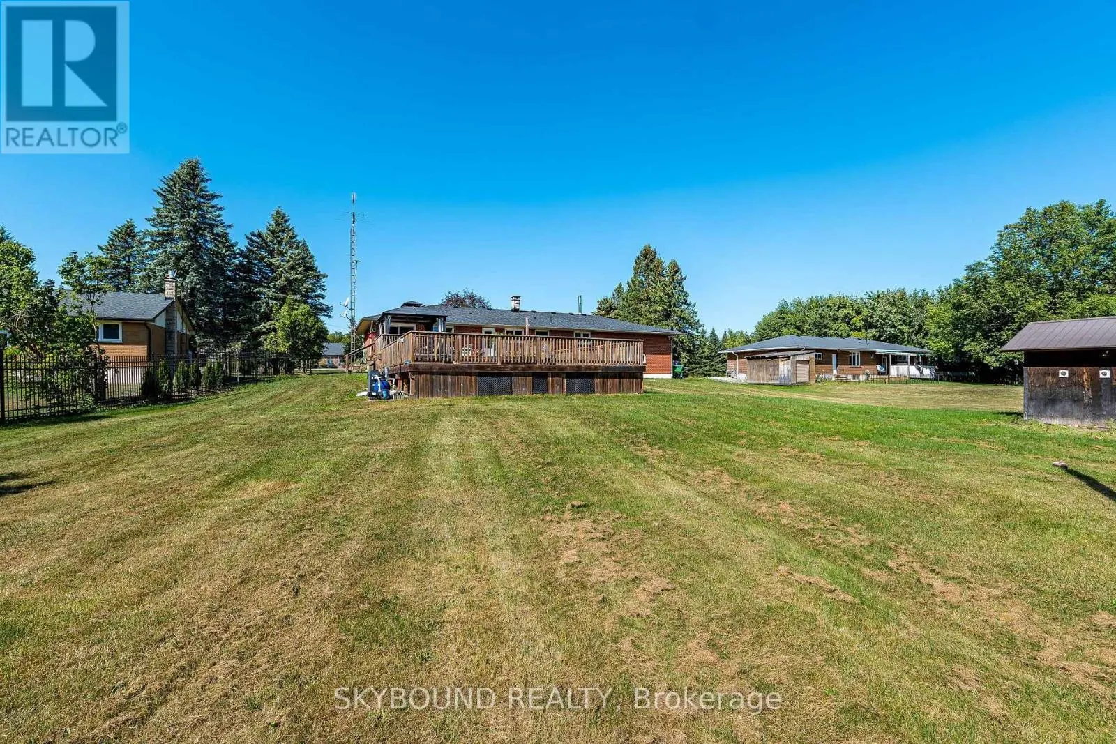 9509 HIGHWAY 124 ROAD