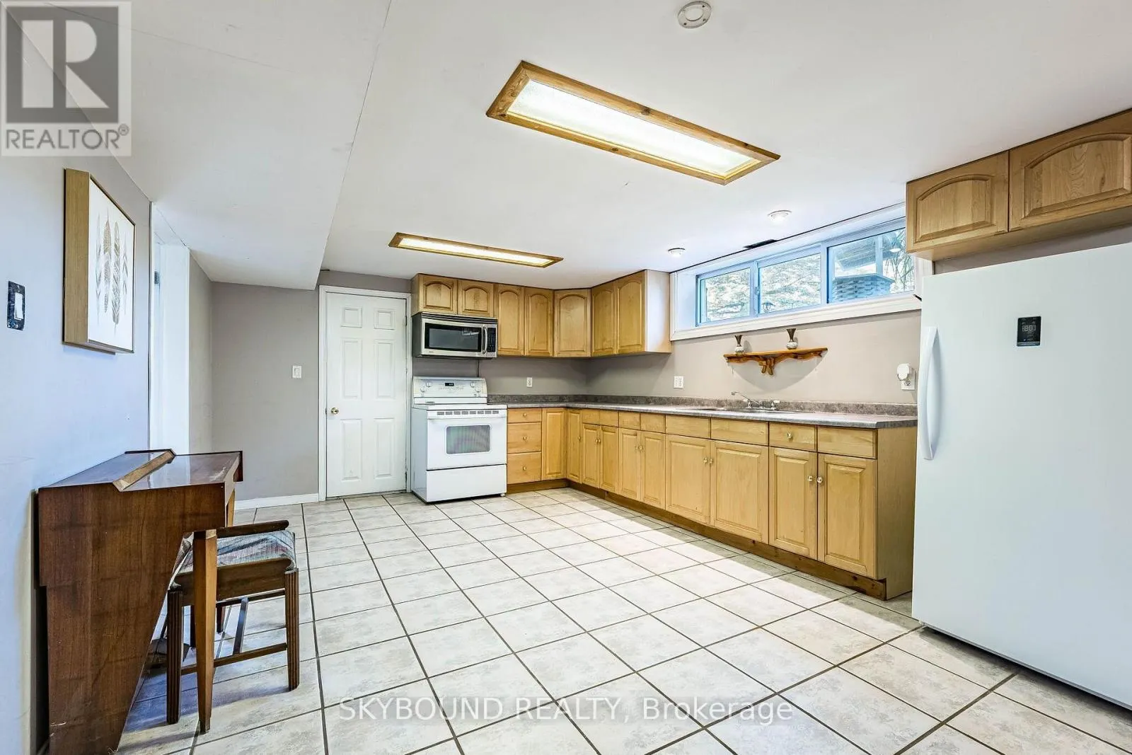 9509 HIGHWAY 124 ROAD