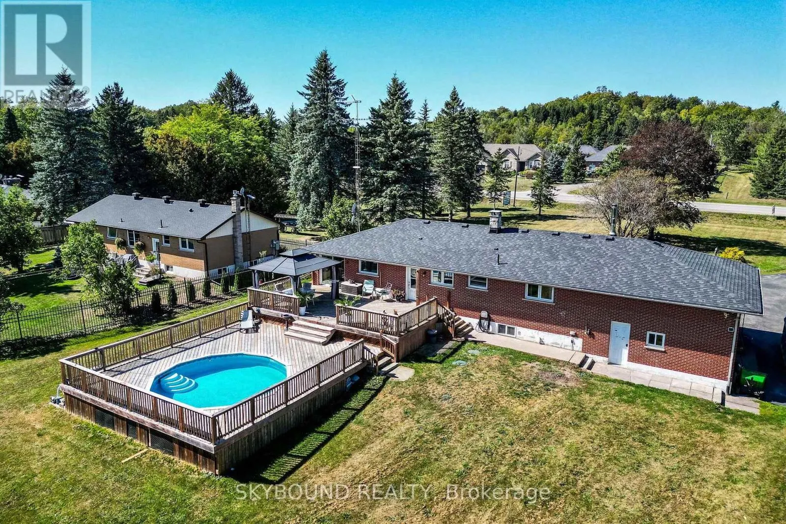 9509 HIGHWAY 124 ROAD