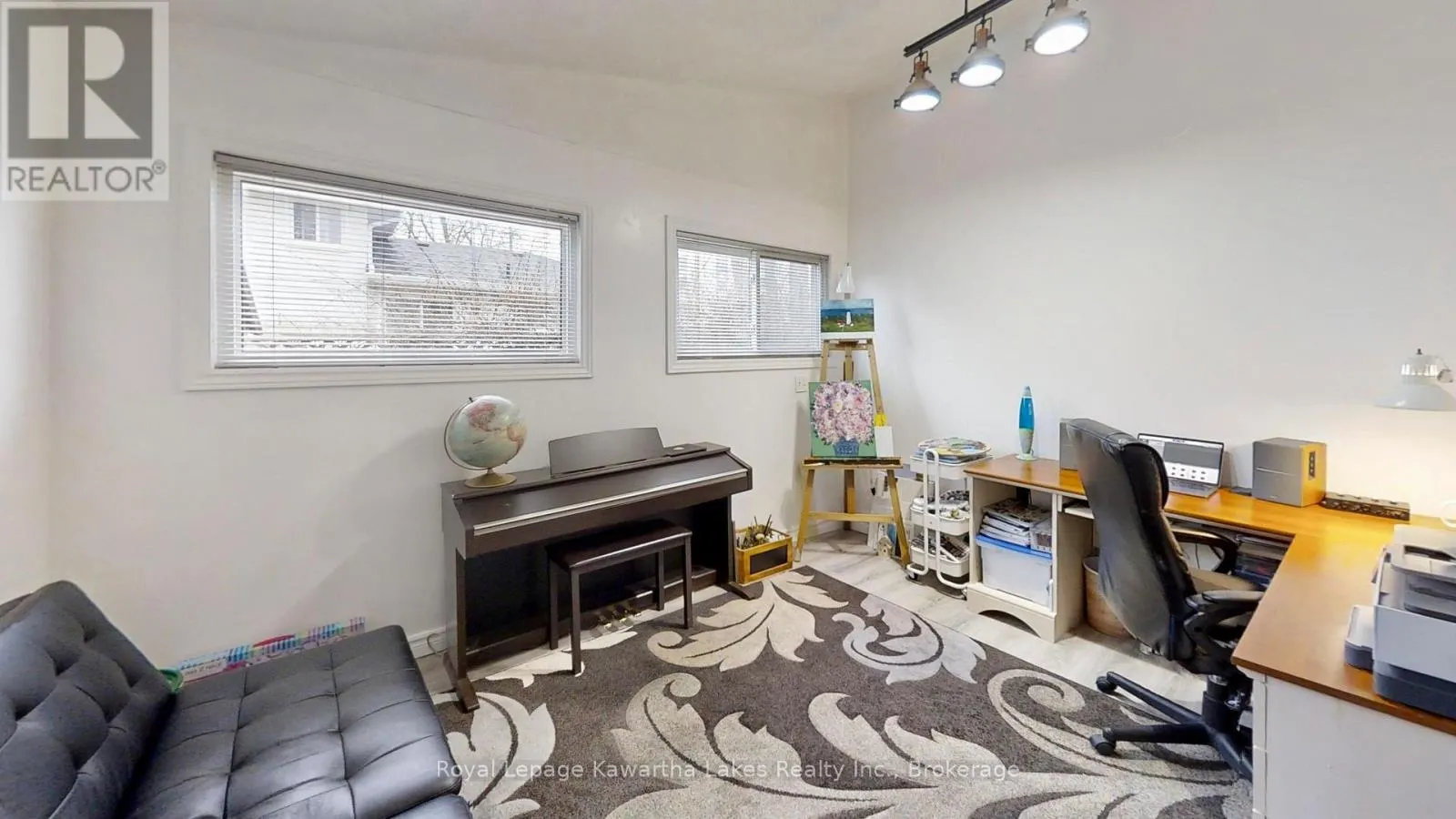 114 COLBORNE STREET W
