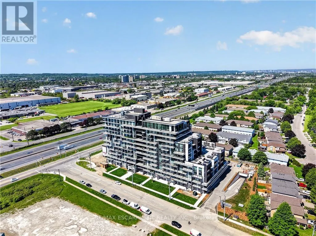 211 - 461 GREEN ROAD