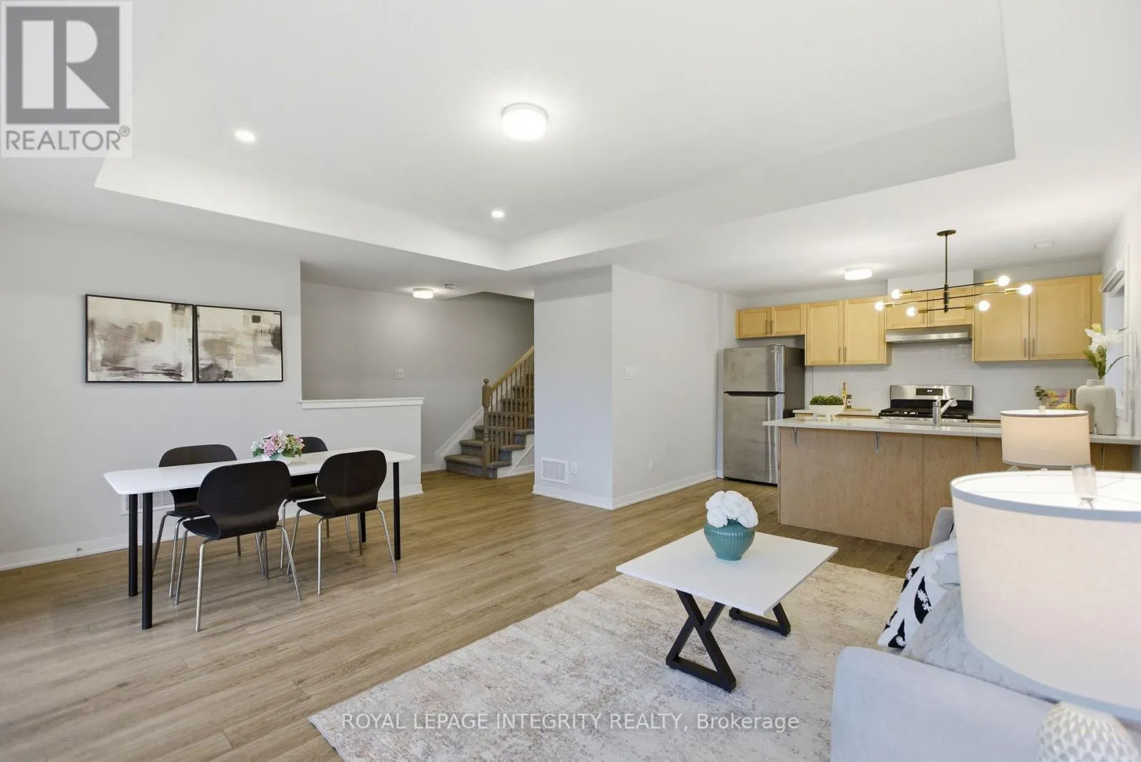 302 PARNIAN PRIVATE