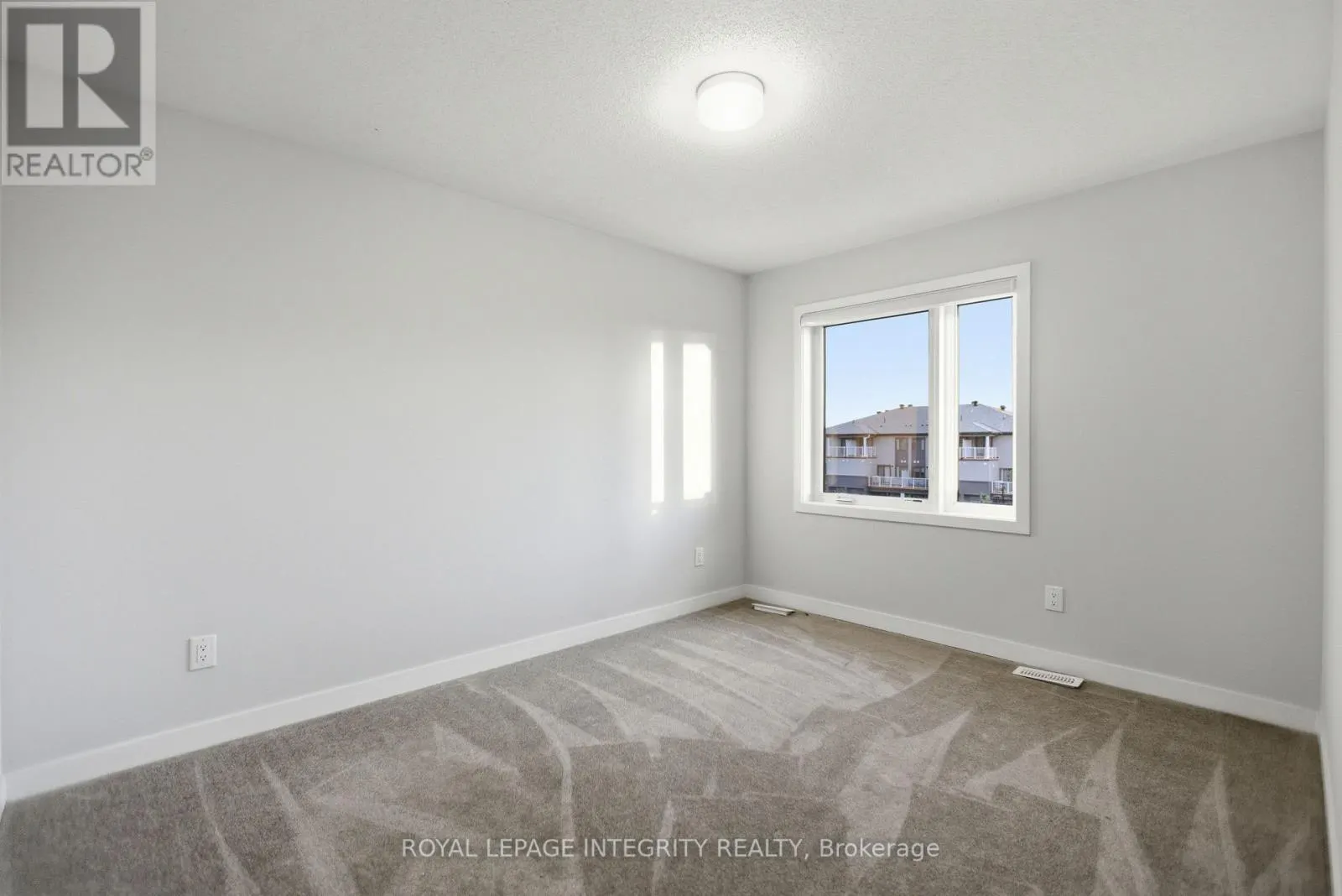 302 PARNIAN PRIVATE