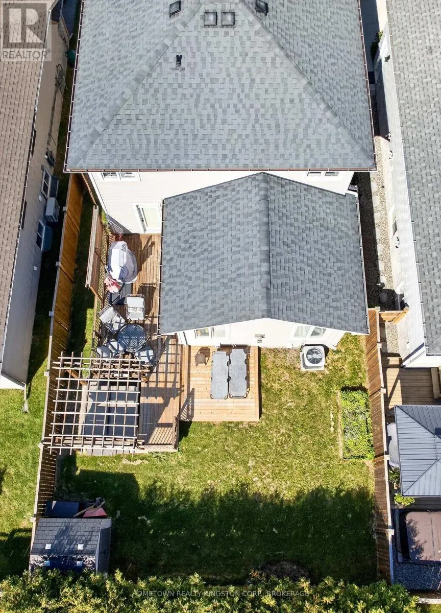 1505 CLOVER STREET