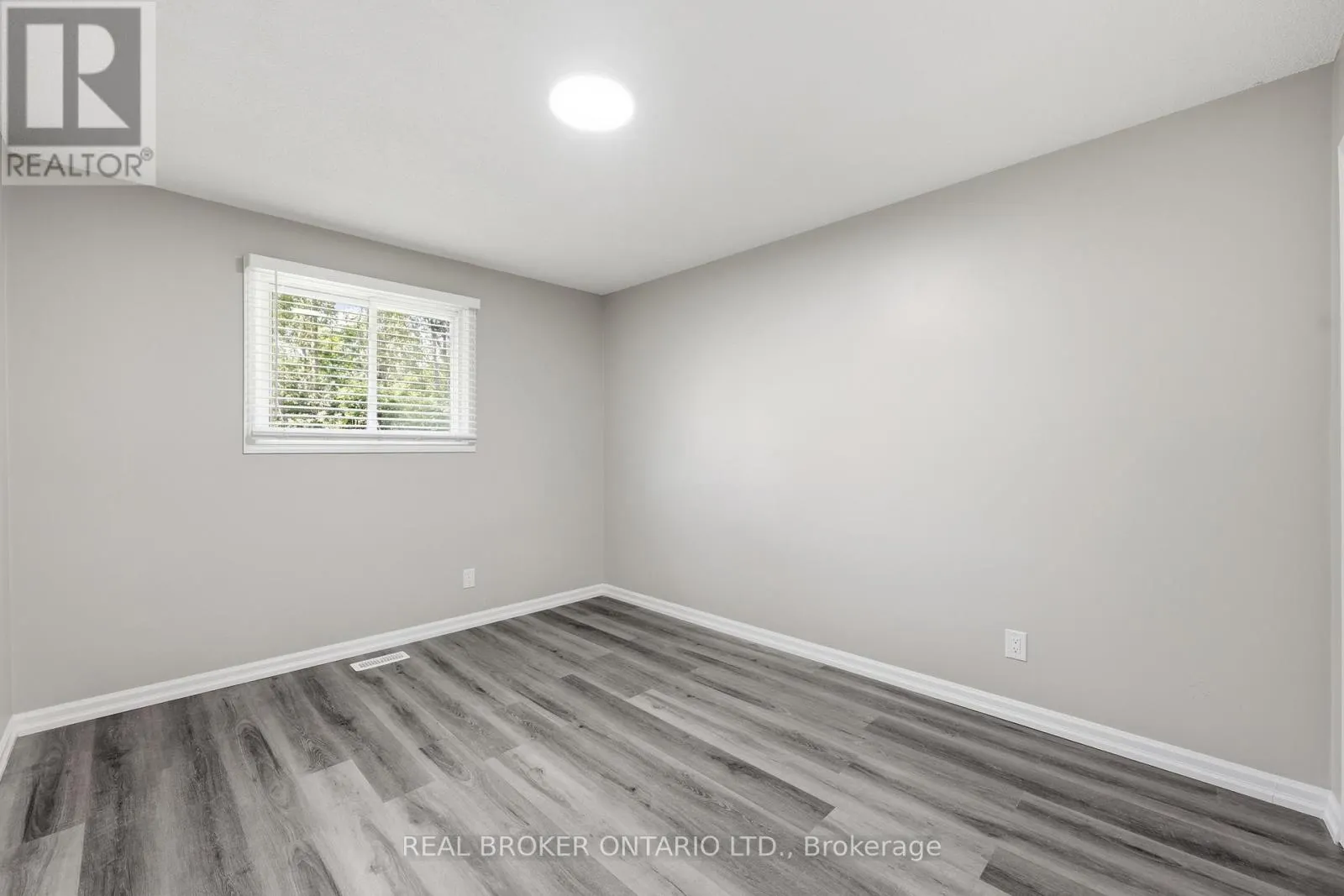 42 TERRACE AVENUE