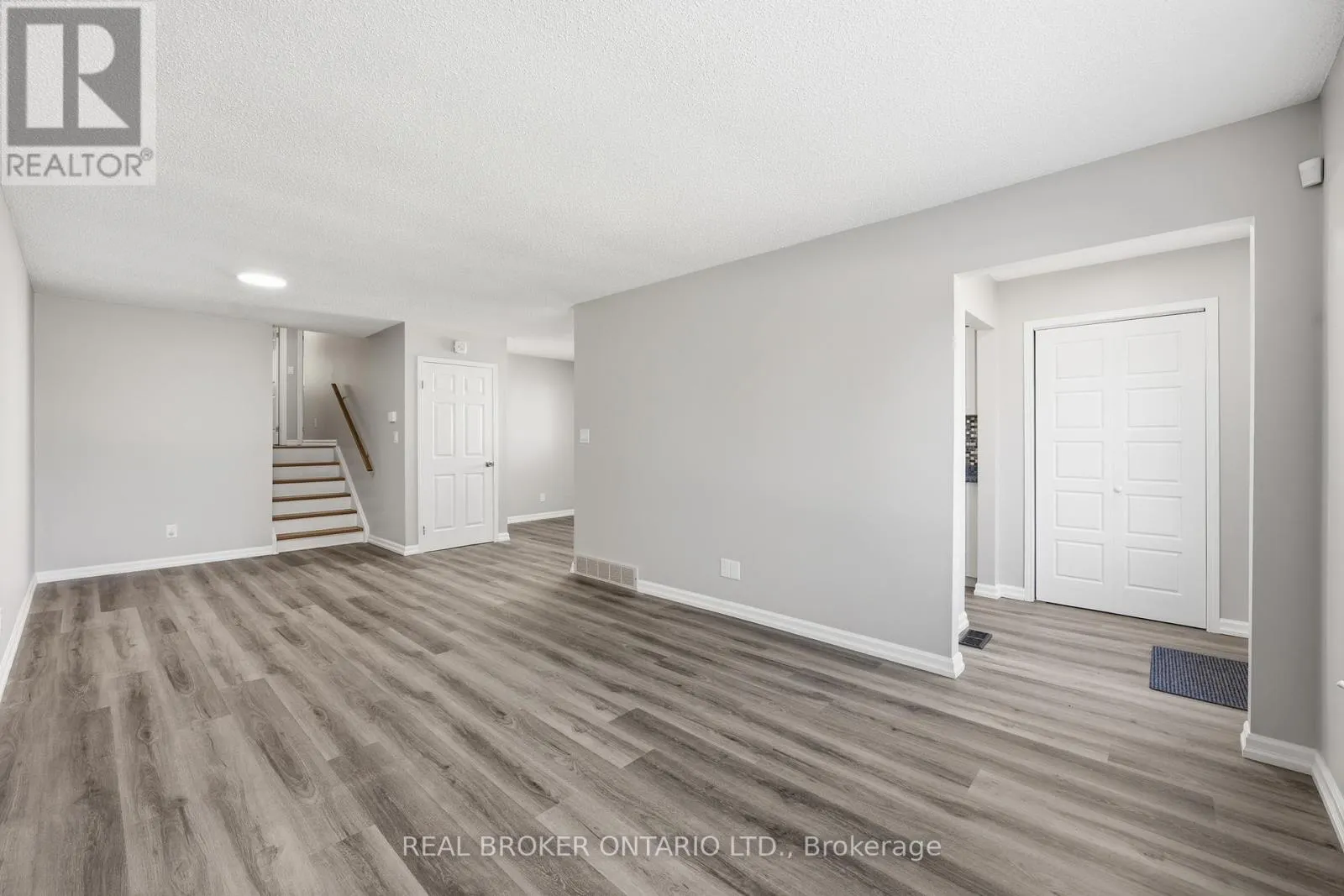 42 TERRACE AVENUE
