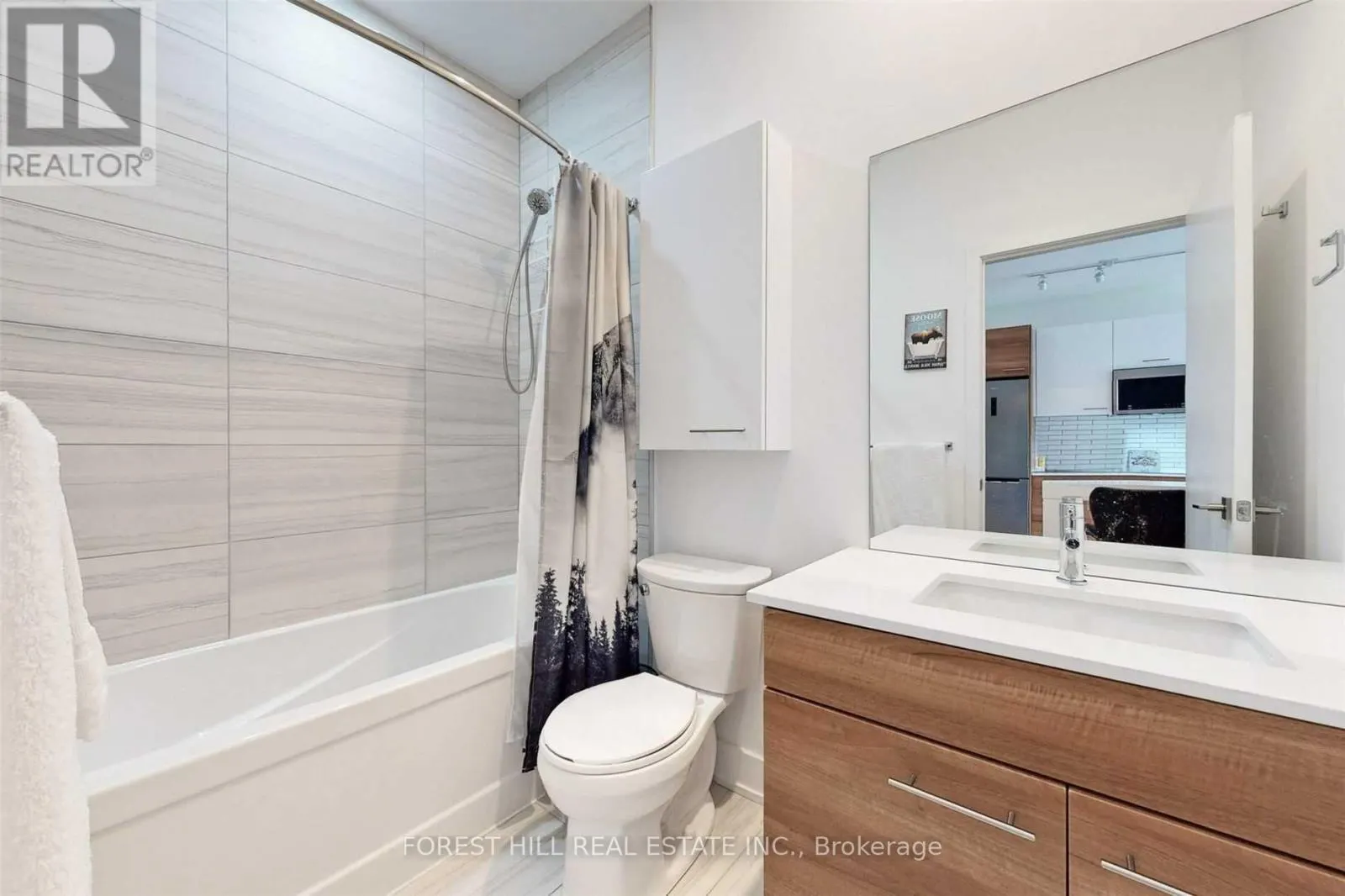 109 - 120 CARRICK TRAIL
