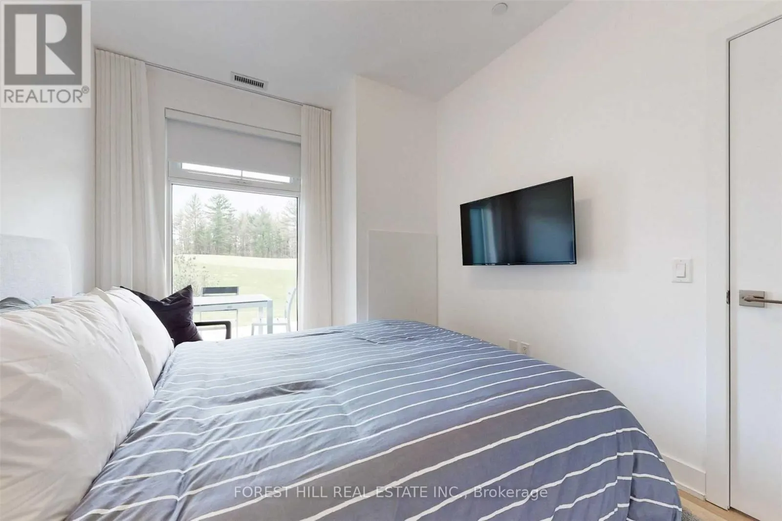 109 - 120 CARRICK TRAIL