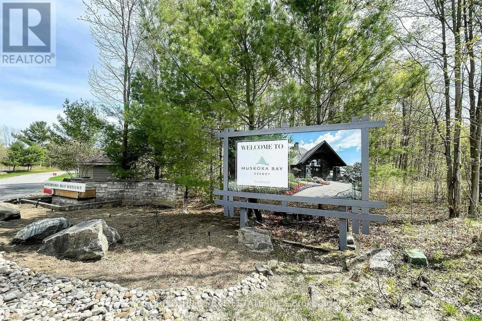 109 - 120 CARRICK TRAIL