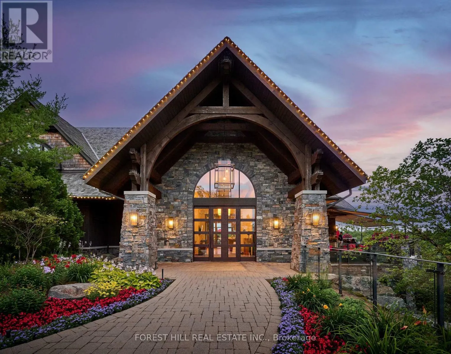 109 - 120 CARRICK TRAIL