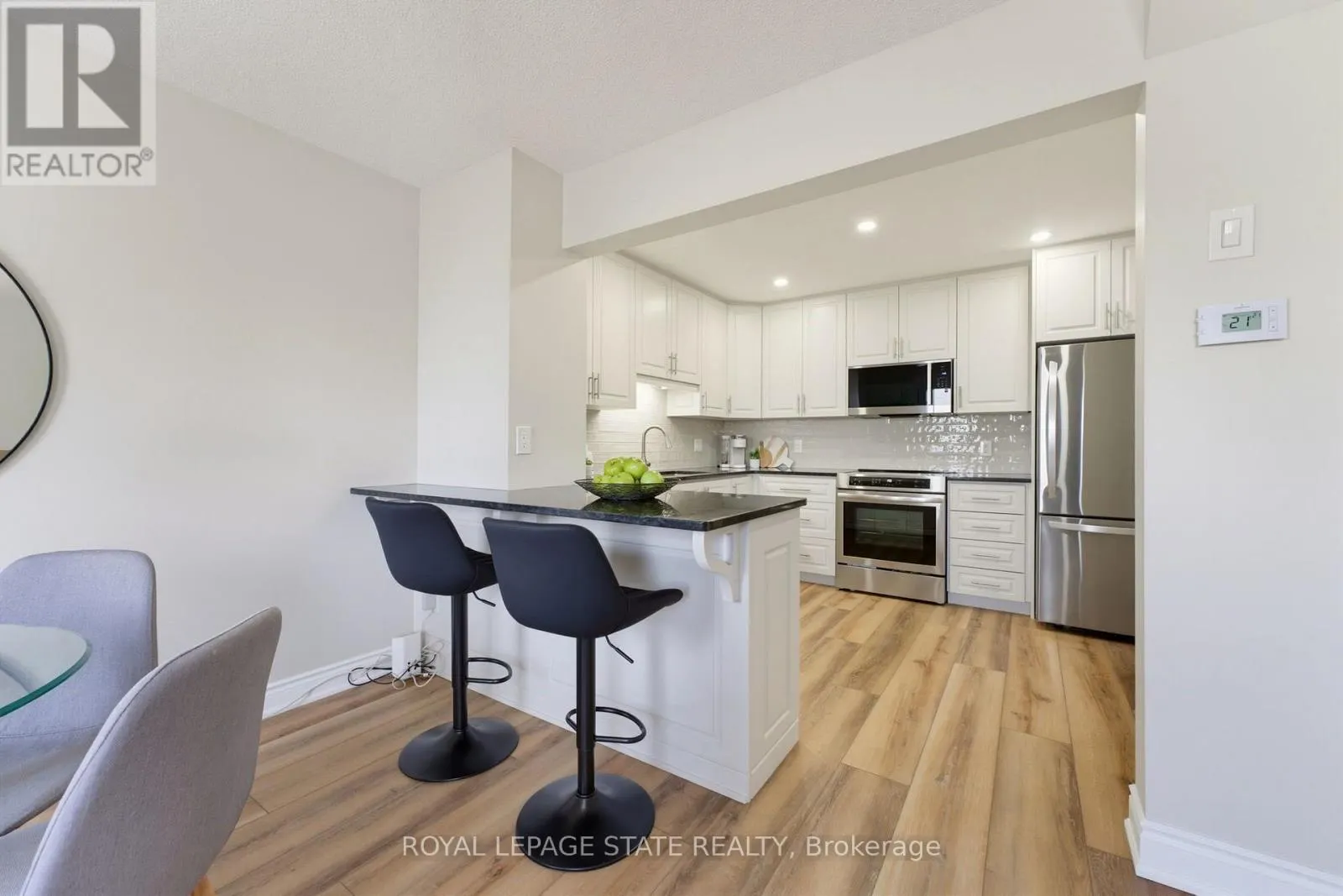 2 - 40 BRAEMAR AVENUE