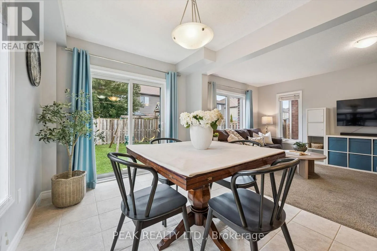 335 FINORO CRESCENT