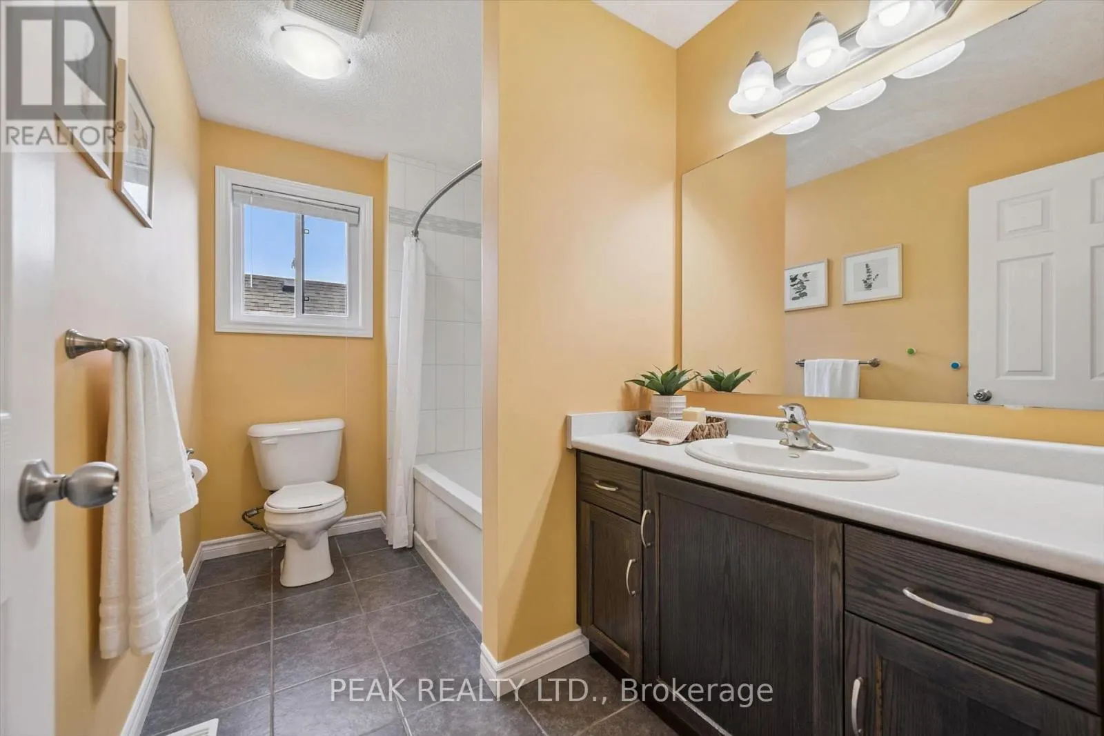335 FINORO CRESCENT