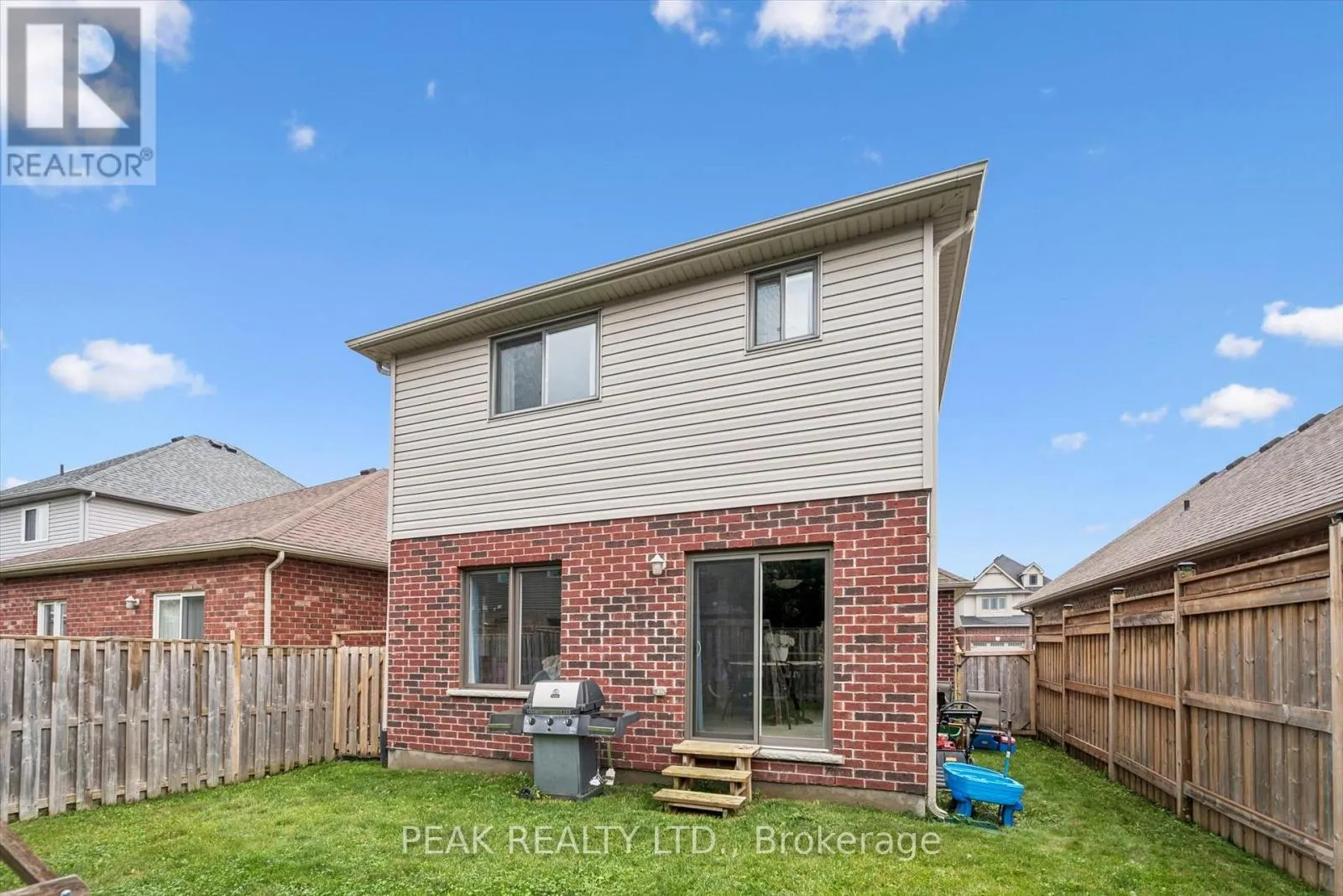 335 FINORO CRESCENT