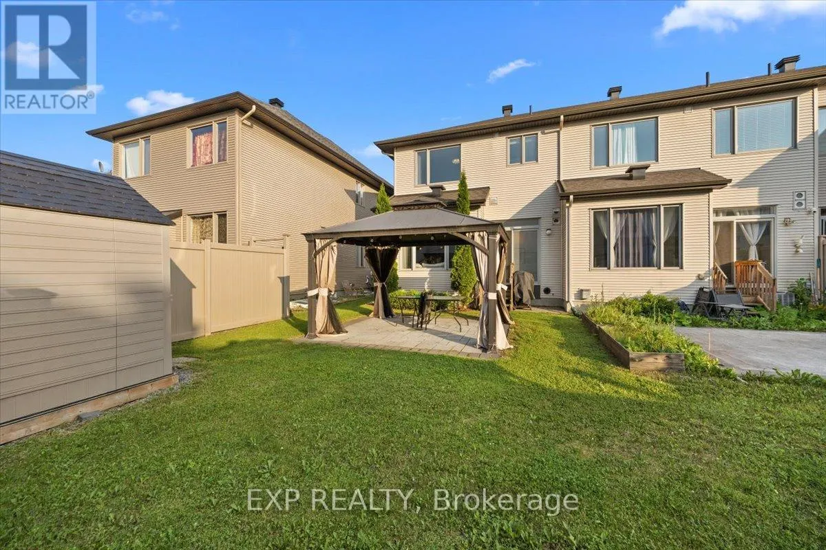 255 SHINLEAF CRESCENT