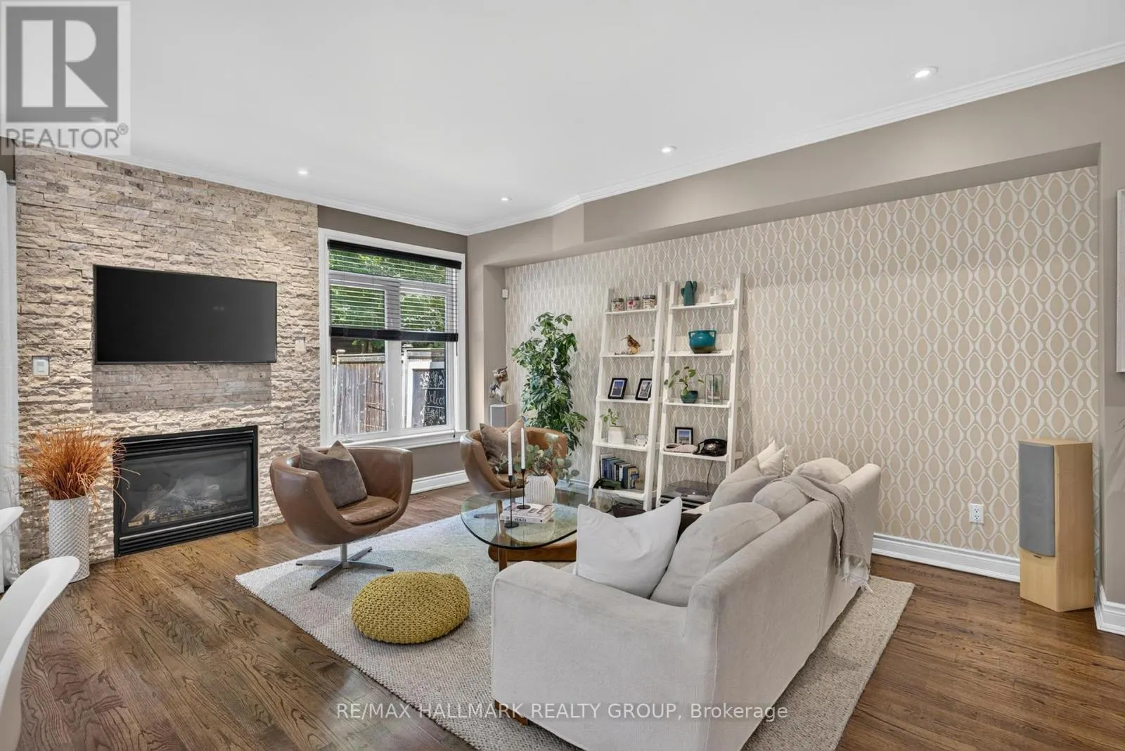 856 NORTON AVENUE
