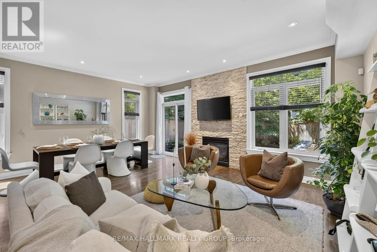 856 NORTON AVENUE