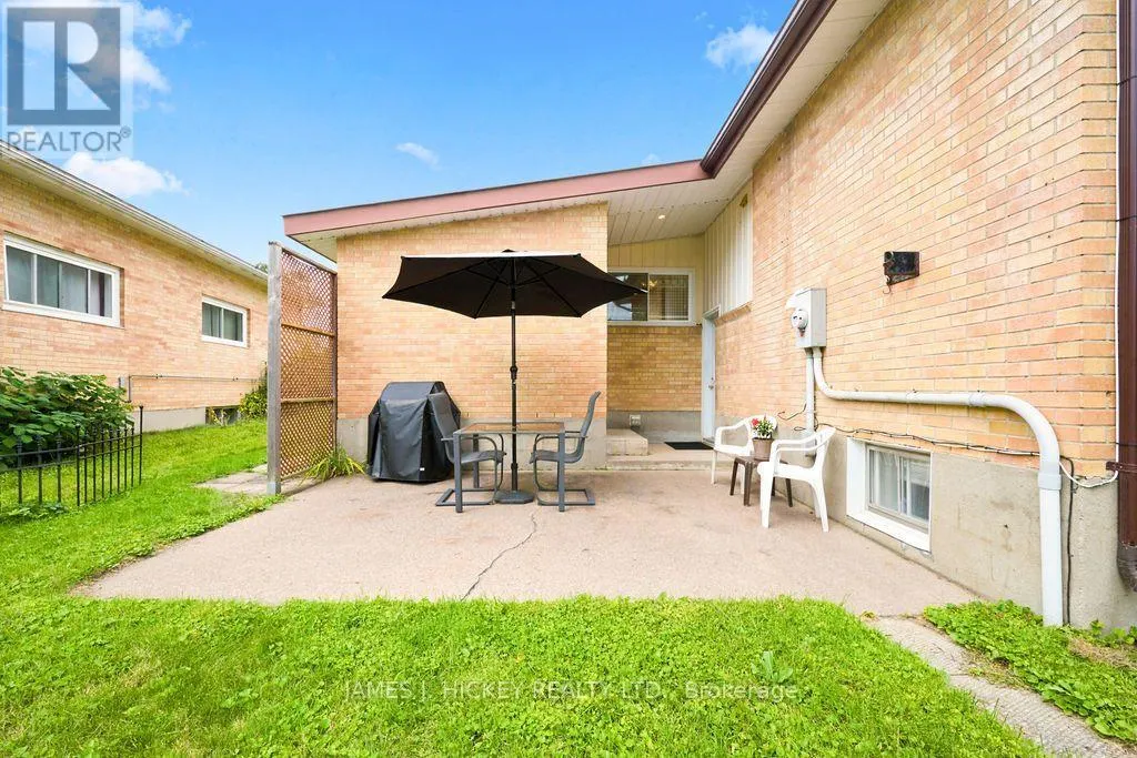 80 FRONTENAC CRESCENT