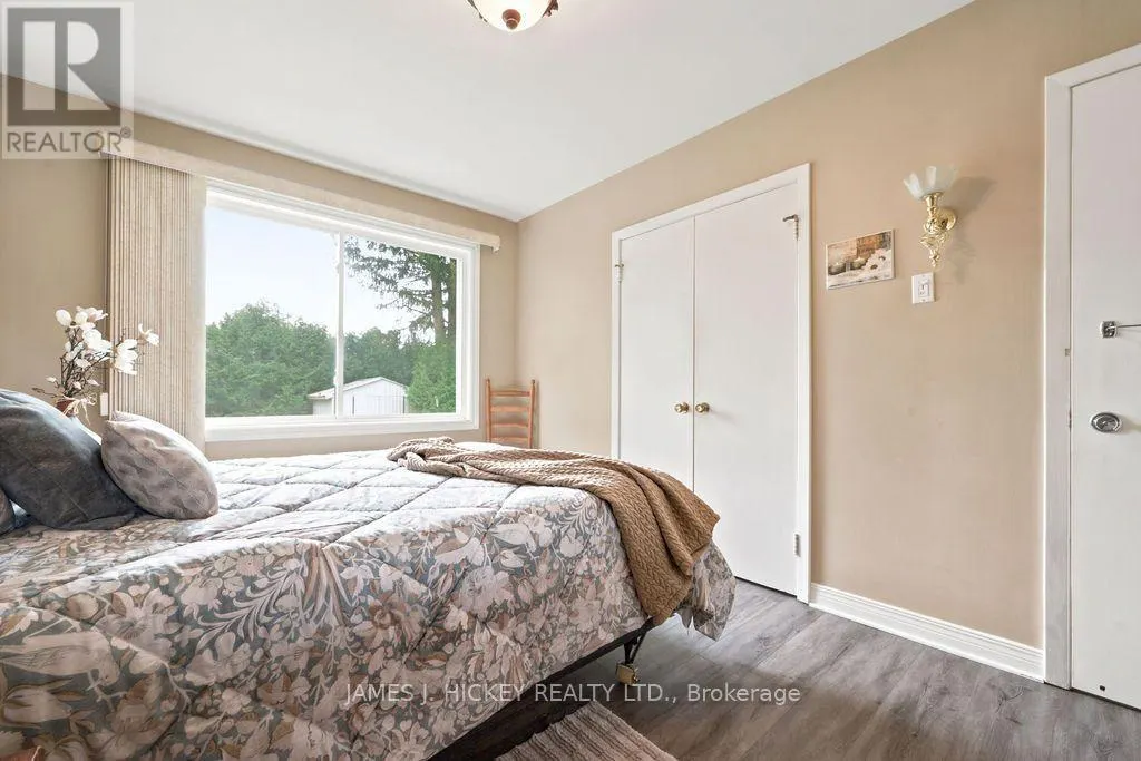 80 FRONTENAC CRESCENT