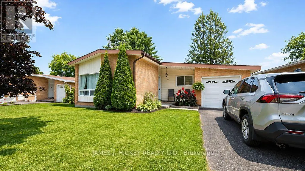 80 FRONTENAC CRESCENT