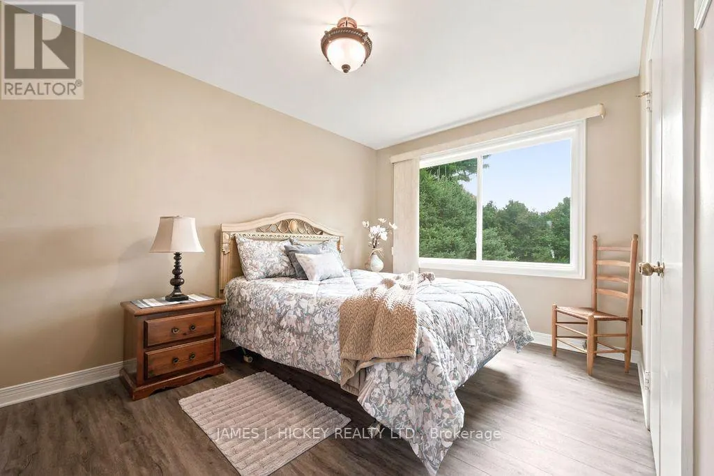 80 FRONTENAC CRESCENT