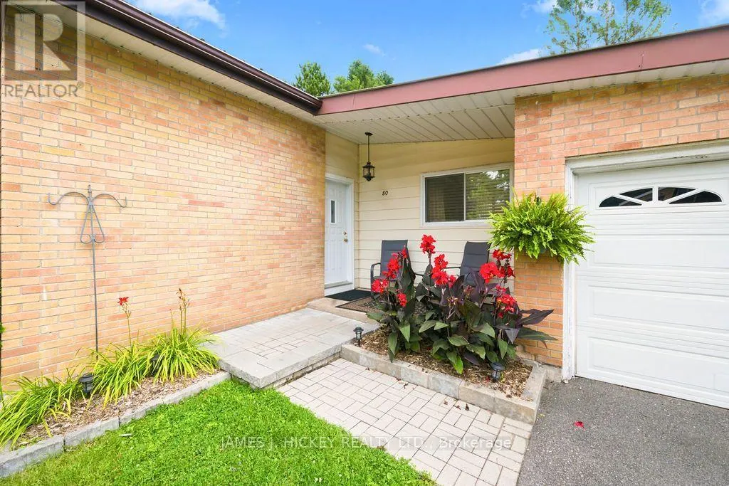 80 FRONTENAC CRESCENT