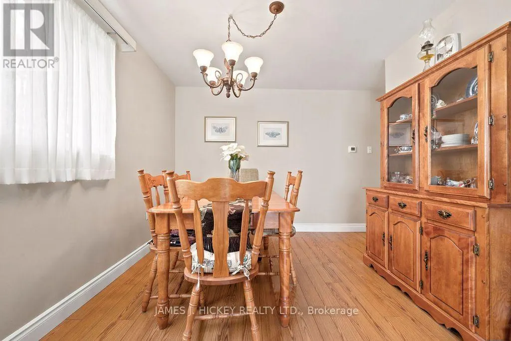 80 FRONTENAC CRESCENT