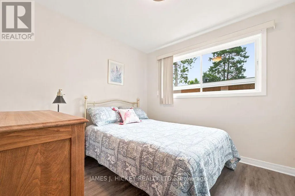 80 FRONTENAC CRESCENT