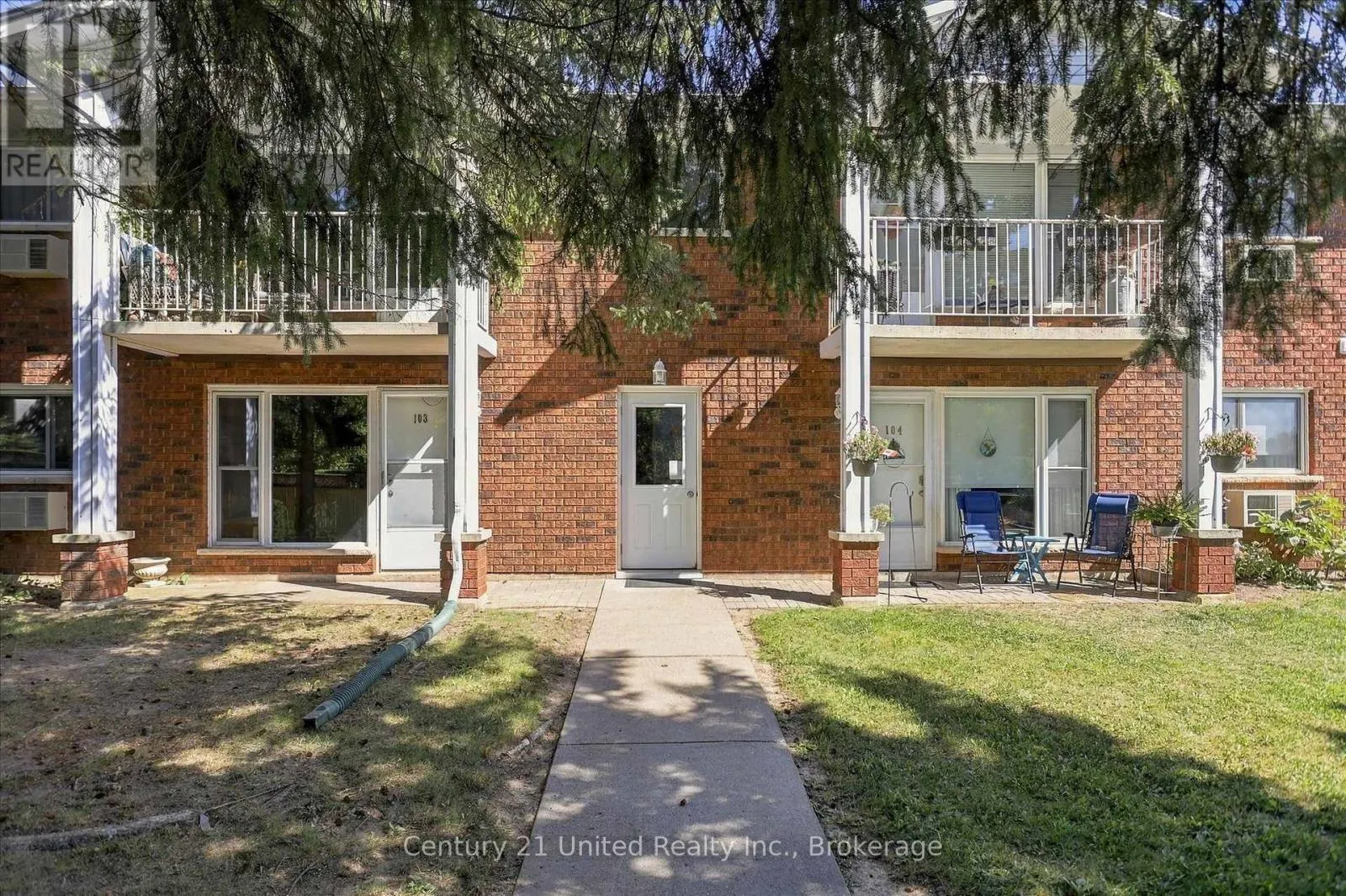 202 - 2406 MOUNTLAND DRIVE #202