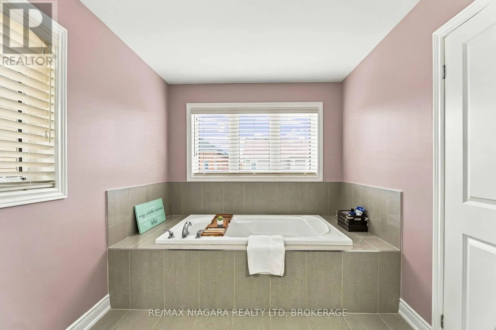 15 FOX GRAPE ROAD