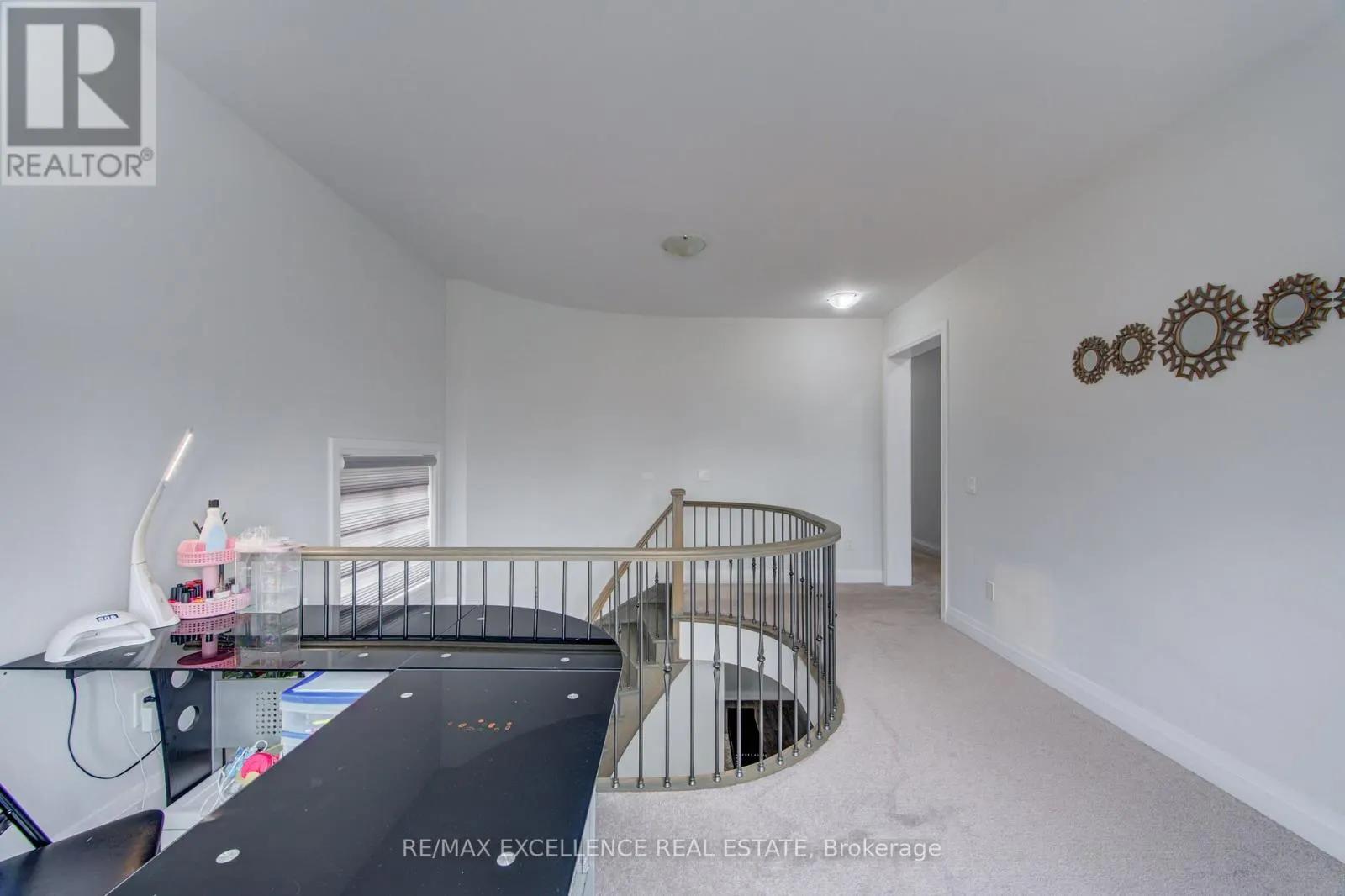 1080 EDINBURGH DRIVE
