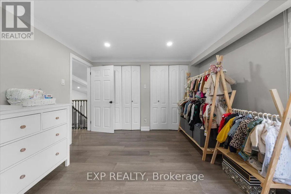 2940 PRINCE OF WALES DRIVE