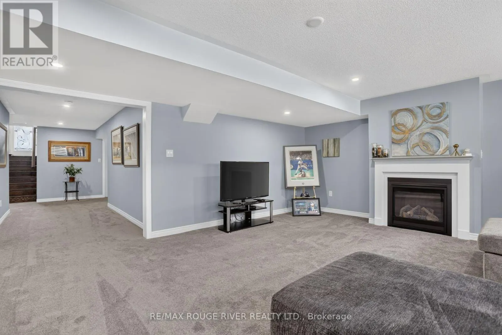 8 TIMBER DRIVE