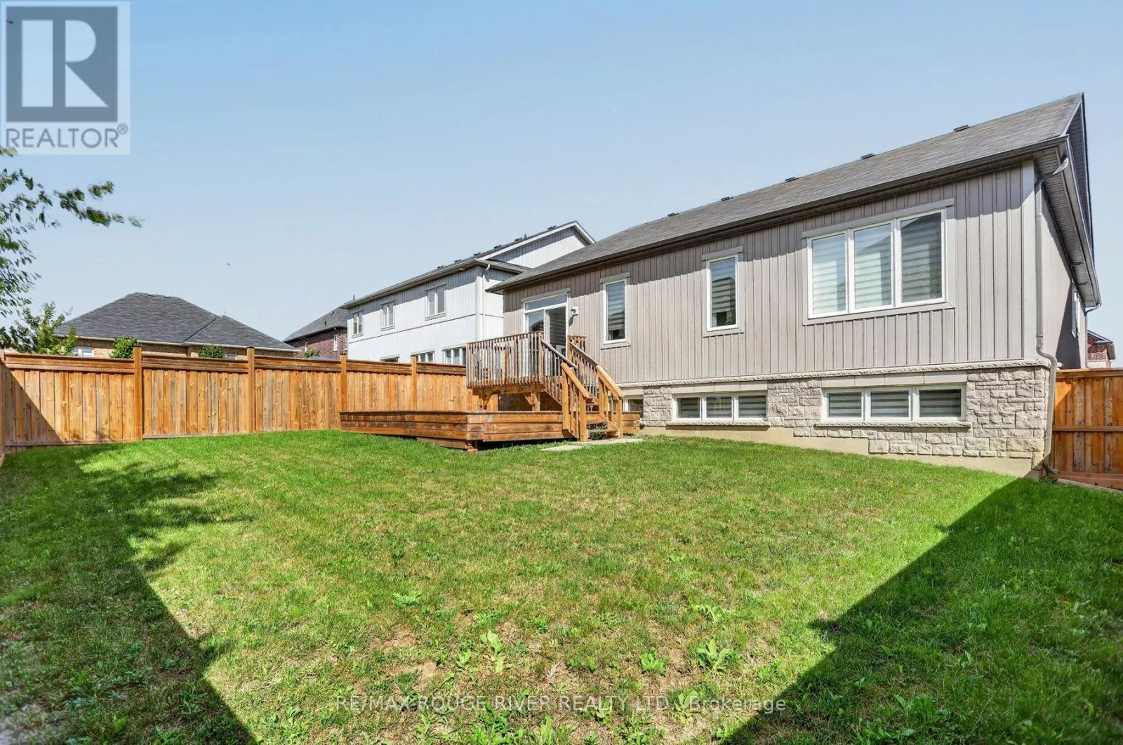 8 TIMBER DRIVE