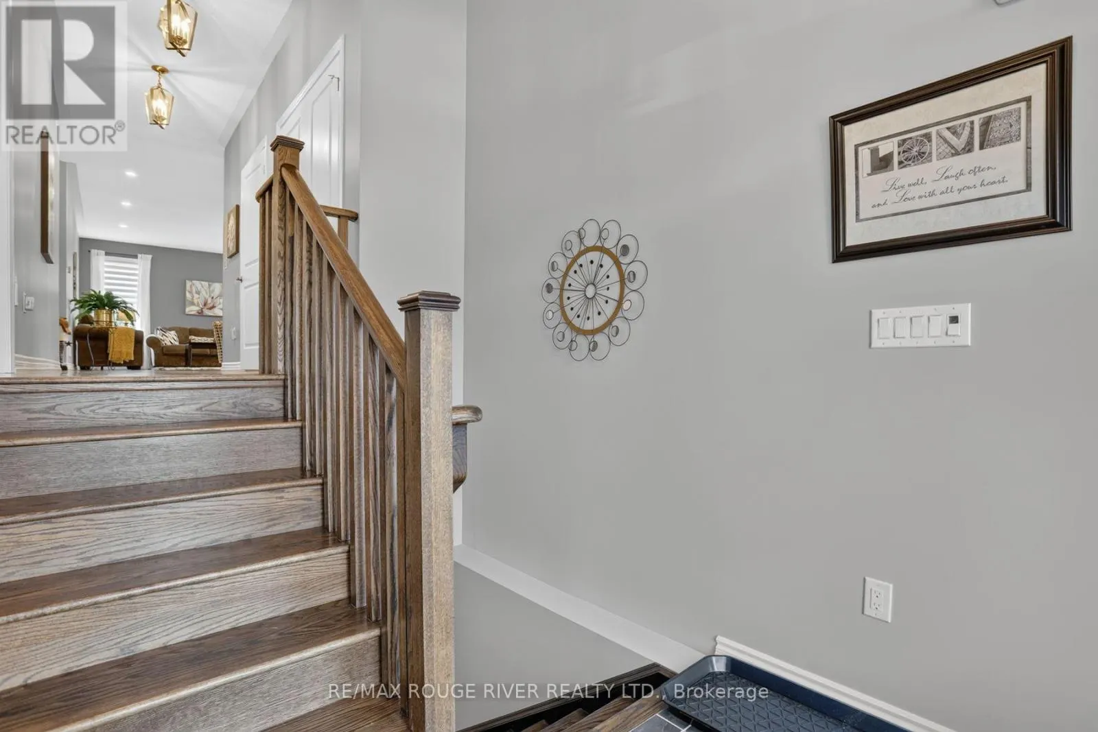 8 TIMBER DRIVE