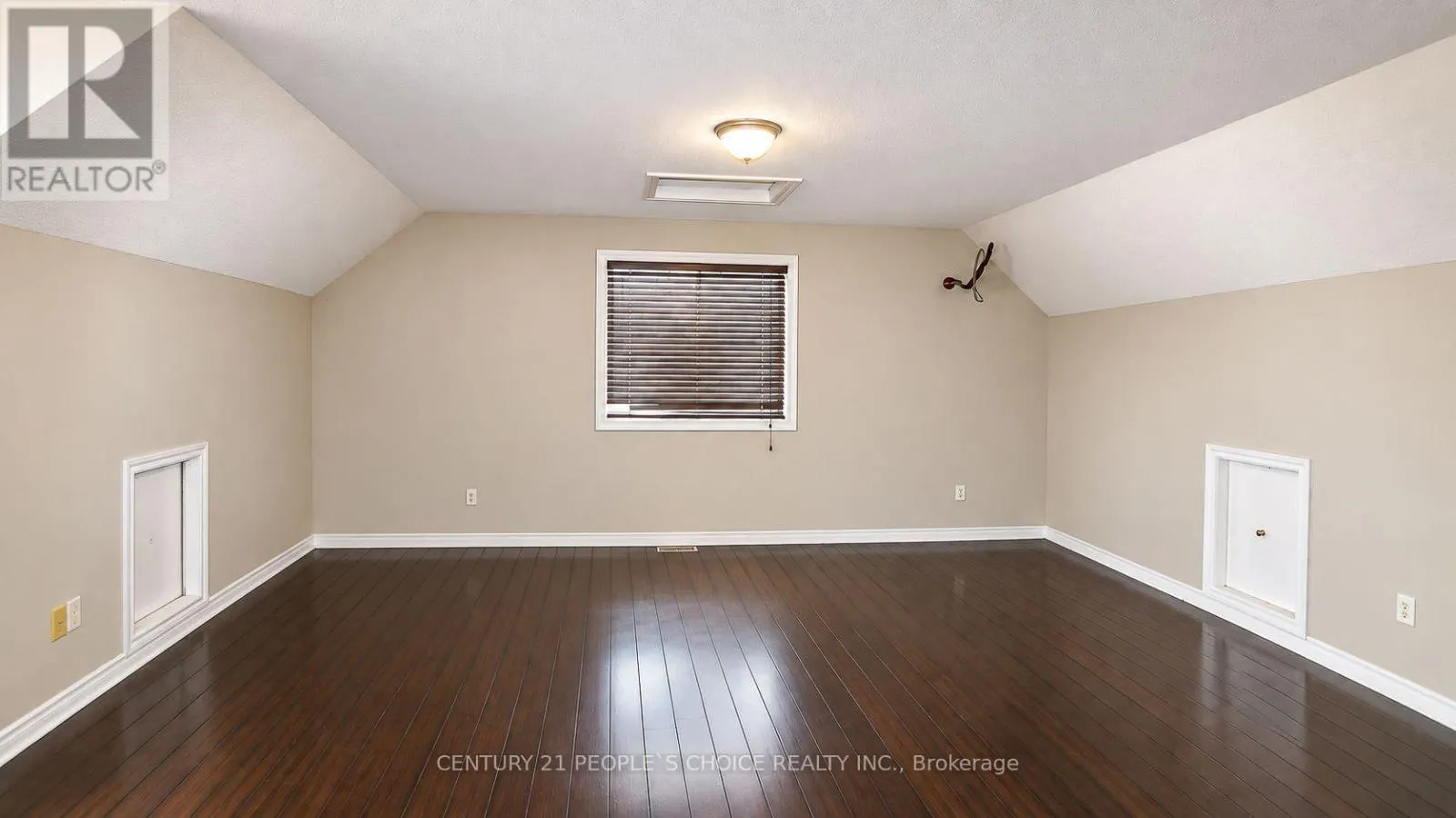 99 TIMBER CREEK CRESCENT