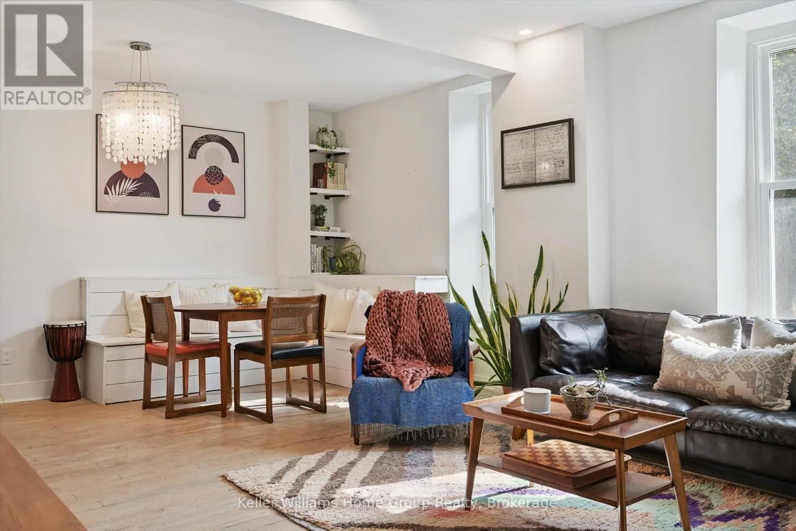 37 ARTHUR STREET N