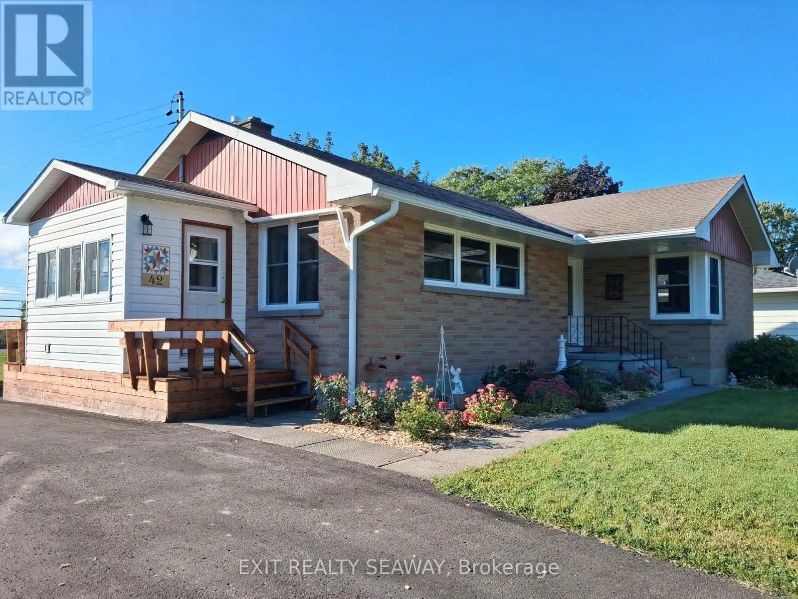 42 SANTA CRUZ DRIVE