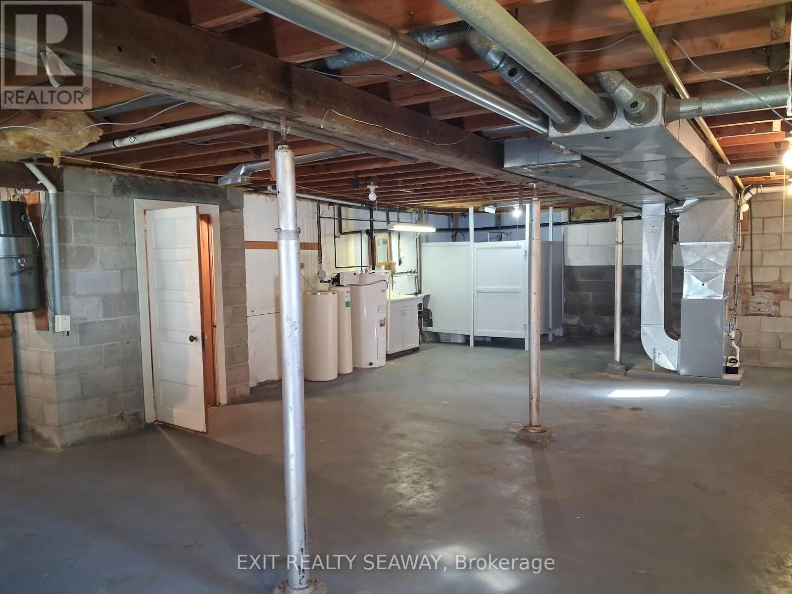 42 SANTA CRUZ DRIVE