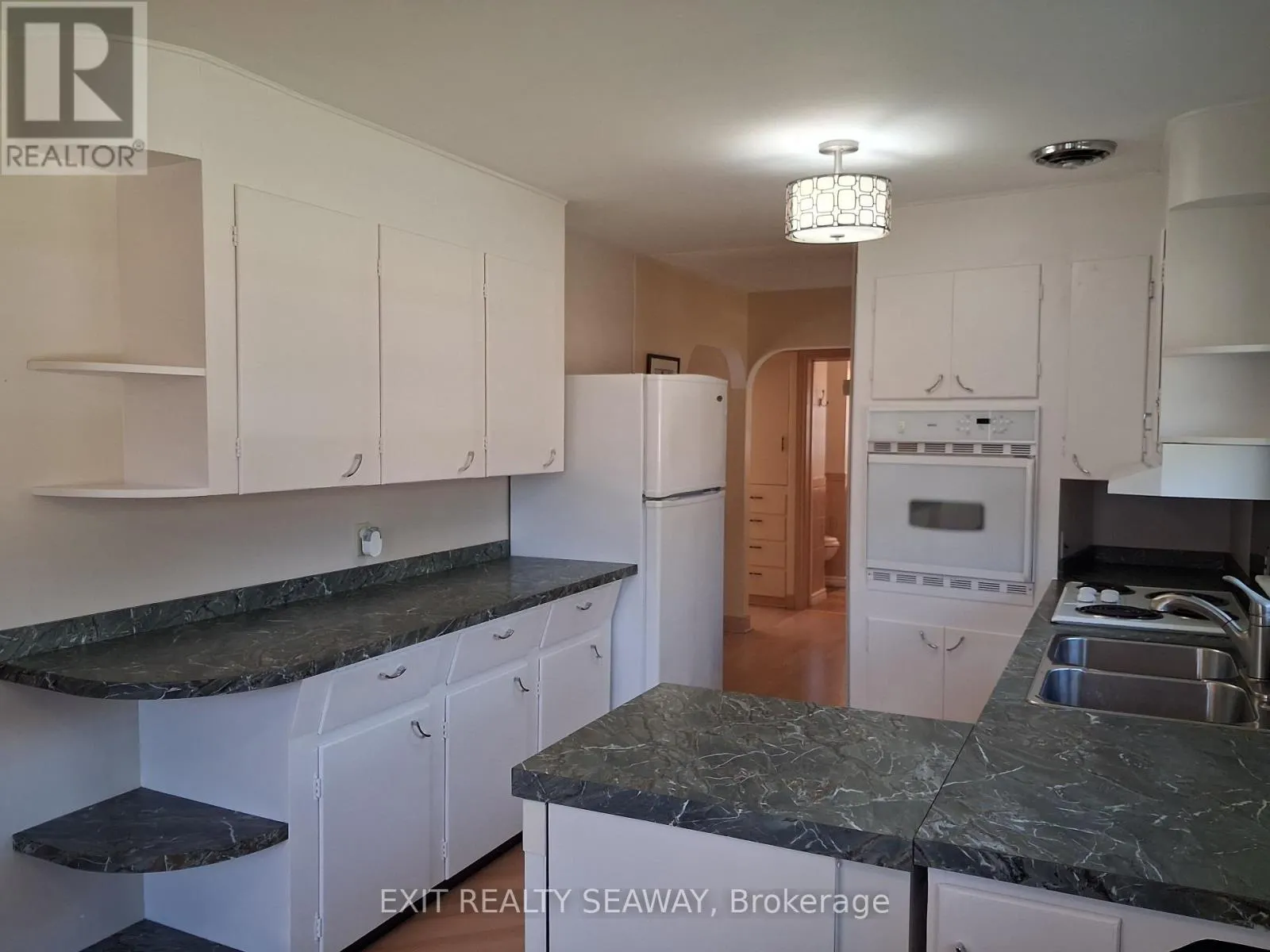 42 SANTA CRUZ DRIVE
