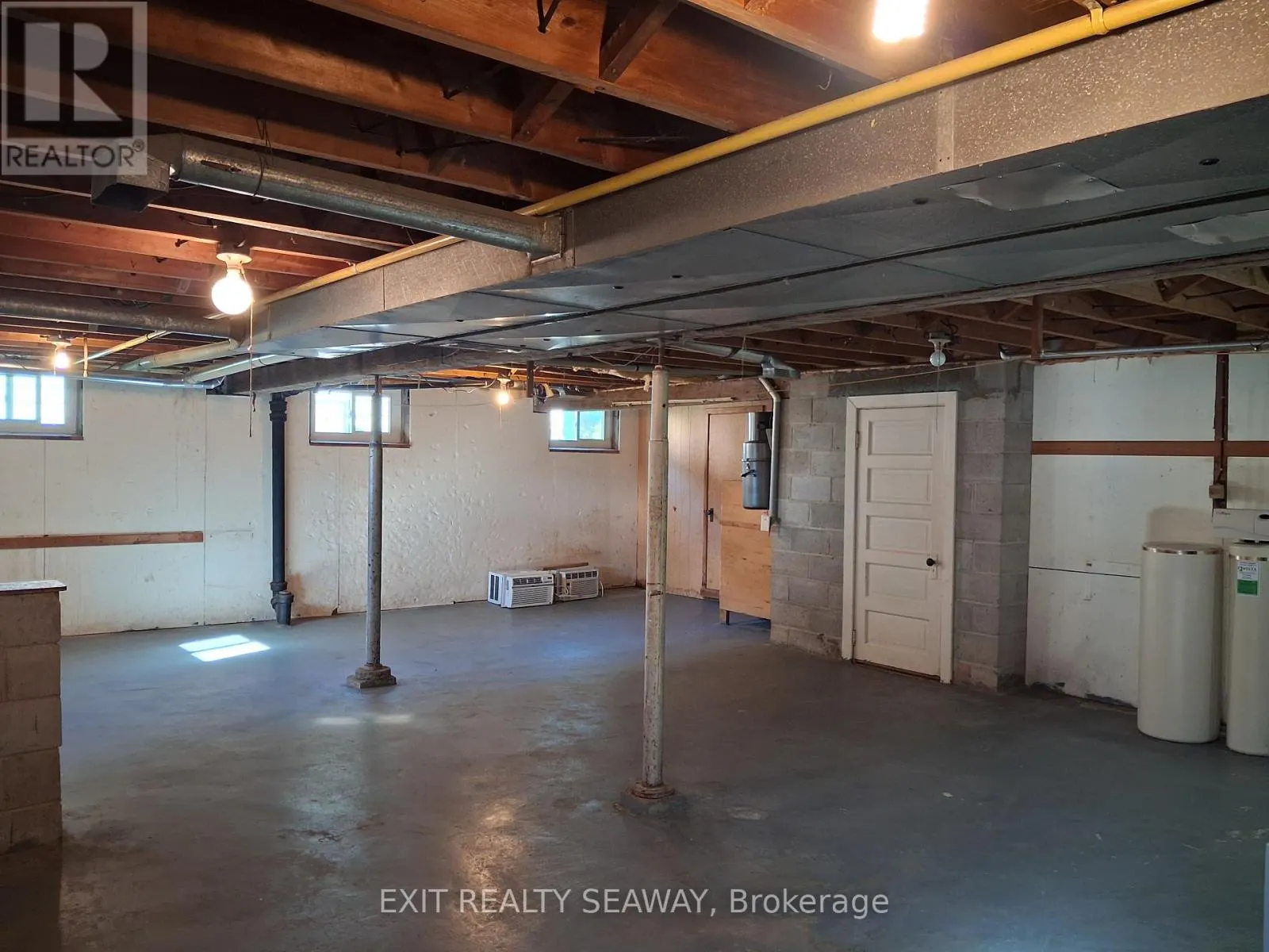 42 SANTA CRUZ DRIVE